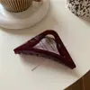 Estilo Japonés y Coreano Estilo Perezoso Clip Grande Brillante Triángulo Pinza para Agarrar el Cabello Elegante Todo Fósforo Parte Trasera de la Cabeza Pinza Tiburón Pinza para el Cabello Accesorios para el Cabello Vintage Francés