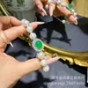 Colar Versátil Tendência de Calcedônia Verde, Incrustado com Calcedônia Verde Natural 4mm Corrente para Clavícula, Colar de Bolinhas Verdes Pequenas