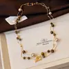 Collar de Ojo de Tigre y Perla Swarovski de Doble Capa Otoño e Invierno para Mujer, Cierre Ot Largo, Elegante Cadena para Suéter de Celebridad de Internet
