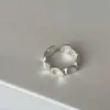 Anillo Oval Geométrico de Metal Cepillado Esmerilado para Mujer, Lujo Ligero, Elegante, Temperamento Único, Anillo Versátil