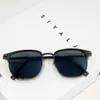Óculos de Sol Coloridos Retro Ultra-Leves com Linha da Sobrancelha e Armação Grande, Óculos Tendência Cool Unissex, Óculos de Sol Anti-UV para o Dia a Dia