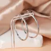 Brincos Femininos em Ouro e Prata, Argolas com um Toque de Luxo Leve e High-End, Design Único, Argolas Circulares Grandes Minimalistas