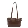 Bolsa de Grande Capacidade Moda Feminina Bolsa Tote Simples Versátil Bolsa para Trabalho e Deslocamento Bolsa de Ombro Feminina Retrô de Alta Qualidade