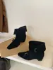 Botas Western Femininas com Salto Escondido em Design de Fivela de Cinto, Botas de Moda Vintage de Cano Médio Outono/Inverno 2026, Conversíveis para Uso Duplo com Saias