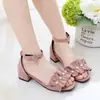 Sandálias para Meninas Sandálias de Verão 2025 Moda Estilo Coreano Verão Salto Alto Princesa Crianças Médias e Grandes Pérola Sapatos de Dança para Estudantes