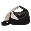 Bolsa Transversal de Design Exclusivo Feminina 2024 Verão Nova Moda Simples para Ombro ou Axila Bolsa de Mão de Alto Padrão