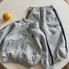 Conjunto Infantil Transfronteiriço 2025 Primavera e Outono Nova Roupa para Meninos e Meninas Moletom Bordado Conjunto Esportivo para Bebê Conjunto de Duas Peças Tendência