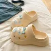 Zuecos de EVA de Venta Caliente para Exteriores que Aumentan la Altura para la Temporada de Regreso a Clases, Sandalias Cerradas Elegantes y Modernas para Playa, Antideslizantes y Transpirables para Mujer