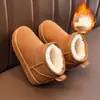 Nuevas Botas de Nieve Cálidas de Invierno Engrosadas y Forradas de Felpa, Botas de Algodón Antideslizantes de Moda para Exteriores para Hombres, Mujeres y Niños