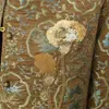 Abrigo de alta gama estilo chino para madres, nueva moda de otoño para mujeres de mediana edad de 50 años, nuevo abrigo superior bordado y con relieve dorado estilo nacional para mujeres