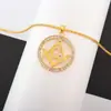 Venta caliente de Temu hip hop europeo y americano para hombre aleación AG colgante redondo con incrustaciones de diamantes masónico galvanizado colgante para hombre transfronterizo