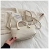 Bolso Cuadrado Pequeño de Moda para Llevar en la Mano para Mujer 2025 Verano Nuevo Moderno Simple Bolso de Hombro Nicho Moderno Casual Bandolera