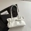 Bolsa Transfronteriza de Gran Capacidad para Mujer Otoño 2026 Nuevo Versátil Moda Hombro Único Tendencia Viaje de Negocios Retro Casual Bolsa de Mano