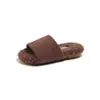 Chinelos de Algodão Infantis Transfronteiriços Estilo Inverno 2026 Chinelos de Uma Tira para Meninas Chinelos Quentinhos Peludos Sapatos Casuais de Bebê para Exterior Tendência