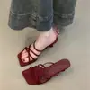Sandalias de tacón alto de nicho estilo francés, verano 2025 vintage rojas de tira fina moda romana sandalias de tacón de aguja con punta abierta