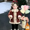 Chaqueta de Forro Polar para Niña Otoño/Invierno 2026 Nuevo Estilo Gruesa Elegante Súper Linda Roja Moda para Bebé Top