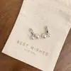 Pendientes de Plata de Ley S925 Suaves Bicolor con Perla Swarovski Pequeños Pinzas de Cereza Estilo Cotidiano Pendientes de Nicho para Mujer
