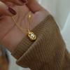 Collar de Acero Titanio Perla Cacahuete Francés para Mujer Cadena Clavícula Diseño Nicho Colgante Guisante Moda Celebridad de Internet Nuevo Estilo