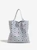 Bolso de mujer nuevo estilo japonés y coreano para primavera/verano, moderno, simple, deslumbrante, de alta gama, patrón de rombos geométricos, versátil, bolso de hombro de gran capacidad