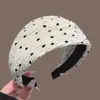 Faixa de Cabeça Outono e Inverno para Mulheres, Faixa de Cabeça de Aba Larga para Lavar o Rosto, Coque de Cabelo Retrô com Topo Alto, Acessório de Cabeça de Luxo Acessível para Uso Externo