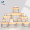 Venta al por mayor de fábrica Tarro de plástico de 30 g de pared gruesa para crema facial, crema para ojos, cosméticos, boca ancha, impresión por transferencia de agua, tarro de crema de pared gruesa