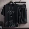 Traje deportivo casual de seda helada para hombre, verano, delgado, moderno, estampado, manga corta, pantalones cortos, conjunto de ropa para hombre, combinación, guapo