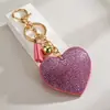 Novo Chaveiro da Moda Celebridade da Internet em Formato de Coração Pingente de Couro Veludo Coreano Chaveiro com Strass Coração Presente para Amantes Venda por Atacado