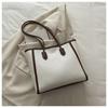 Bolso Tejido de Gran Capacidad de Estilo Europeo y Americano para Mujer 2025 Nuevo Bolso Tote de Viaje con Patrón de Cocodrilo Bolso de Hombro Versátil