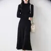 Nuevo Vestido Suéter Básico Versátil de Punto para Mujer, Ajustado, de Longitud Media, para Otoño e Invierno, con Cuello Semi-Alto y Diseño de Punto