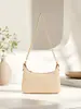 Bolsa Pequena Feminina de Palha Trançada com Corrente de Ombro Único Essencial de Verão para Praia Casual Bolsa Feminina de Alta Qualidade Bolsa de Ombro Único para o Braço