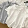 Gola Polo Ombro Verão Curto Barra Irregular Top Europeu Design Nicho Fio Manga Curta Camiseta para Mulheres