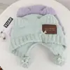 Chapéu de tricô de aba larga com orelhas de urso de pelúcia e pompom, de alta qualidade, para mulheres, outono e inverno, quente e versátil, proteção para as orelhas