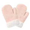 Guantes de punto jacquard de color liso para niños de otoño e invierno con forro polar y engrosados Guantes para niños de Amazon