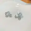 Clip para Oreja de Zirconia con Forma de Estrella Fugaz Diseño de Nicho para Mujer Pendientes de Moda Temperamento Más Fácil de Combinar Sin Perforación Disco Repelente de Mosquitos Clip para Oreja