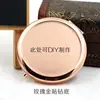 Espejo de Maquillaje Plegable de Metal con Base Pegamento Crema Espejo Base Hecho a Mano Espejo Base Hecho a Mano DIY Bordado Material Hecho a Mano Caja de Espejo Pequeña de Doble Cara