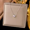 [Collar de Acero de Titanio Dorado + Color Acero] Moda de Lujo Ligero para Mujer El Más Fácil de Combinar Cadena para Clavícula Collar de Amor de Nicho de Gama Alta