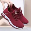 2025 Cross-Border Novo Estilo Sapatos Casuais Confortáveis de Solado Macio para Homens e Mulheres Tamanho Grande Temu Unipé Malha Respirável Sapatos para Caminhada