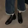 Botines estilo británico con cordones, hechos de piel de vacuno de plena flor con tacones gruesos y puntera redonda, botas para mujer para comercio transfronterizo, versátiles botas Martin negras y marrones