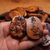 Tallado de Madera de Azufaifo Golpeada por el Rayo, Colgante de Zhao Gongming, Placa Tesoro de Riqueza Wu Caishen, Adorno Portátil Taoísta, Colgante, Adorno para Colgar en el Coche