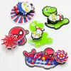 Catavento Giratório do Homem-Aranha para Meninos Carimbo de Borracha Cartoon Etiqueta Plástica Acessórios para Roupas Ip Co-Branded