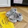 Zapatos de papá para niñas, nueva colección otoño 2026, malla transpirable, cómodos y antideslizantes, zapatillas casuales para correr para niños, zapatos de vestir sencillos versátiles para niños