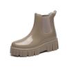 Botas de lluvia de suela gruesa para mujer nuevas de color caramelo modernas para exteriores impermeables antideslizantes de media pantorrilla sobrecalzado nuevas botas de lluvia modernas para mujer