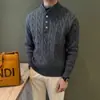 Suéter de punto de imitación de dos piezas para hombre con patrón de trenzas, cuadros, cuello henley, estilo old money, invierno, venta al por mayor de fábrica transfronteriza