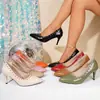 Sapatos de salto alto europeus e americanos transfronteiriços slip-on para mulheres, bico fino, tamanho grande, com tachas, novos saltos altos de comércio exterior, atacado tamanho grande no Wish20