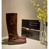 Versão em Couro com Aumento Interno de Altura de 4cm~ Botas Versáteis de Solado Plano, Macias, Slim, Botas de Equitação de Cano Médio para Mulheres, Sapatos de Couro Genuíno