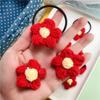 Te doy una pequeña flor roja Yi Yangqianxi mismo estilo broche de flor de lana roja horquilla femenina accesorios para el cabello femeninos accesorios para el cabello