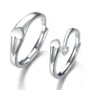 Anillos de Pareja Originales, Anillos a Juego para Hombres y Mujeres, un Par de Anillos Ajustables en Forma de Corazón, Diseño de Nicho a la Moda, Venta al por Mayor desde el Fabricante, Elementos de Estrella y Luna