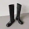 Botas de Cavaleiro Estilosas de Couro Integral Cano Alto com Fivela Grande Moda Retrô 2026 Inverno Novas Bico Redondo Confortáveis Longas