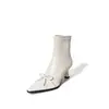 Súper bonitas con faldas, botas adelgazantes con lazo estilo hada 2026 Otoño/Invierno tacón fino tacón alto punta fina piel de vaca elástica botines cortos