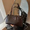 Bolsa de Ombro Estilo Coreano Simples Elegante Estampa de Leopardo para Mulheres 2025 Outono Grande Capacidade Estilo Estrangeiro Bolsa Satchel de Alta Qualidade Bolsa de Axila